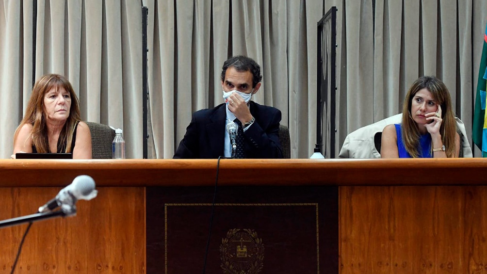 El Tribunal Oral en lo Criminal (TOC) N° 2 de San Martín, integrado por los jueces Raúl Luchelli Ramos, Carolina Martínez y Mónica María Carreira.