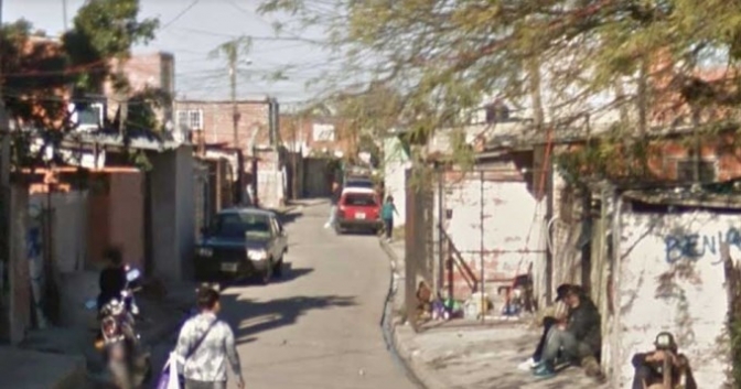 Un hombre fue asesinado a tiros en el acceso a la Villa La Rana