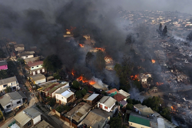 Ya son 122 los muertos por los incendios en Chile