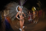 Cómo se diseñan y producen los trajes que saca a bailar cada carnavalero en Gualeguaychú