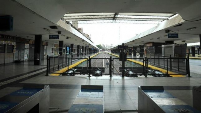 Líneas ferroviarias paralizadas por paro