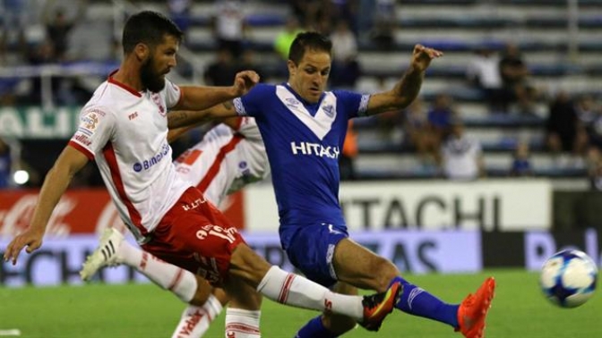 Vélez y Huracán igualaron 1 a 1 en Liniers