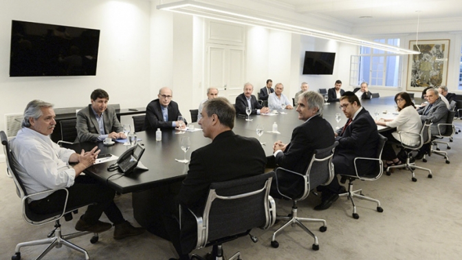 Evitar despidos y la situación de las pymes, ejes centrales de la actividad del Presidente