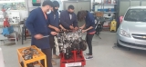 Estudiantes de Albardón realizan sus prácticas formativas con motores de última generación