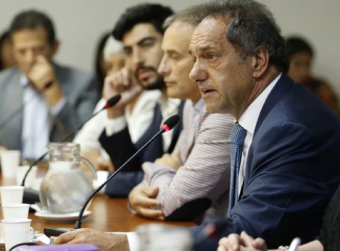 Scioli presidirá la Comisión de Deportes de Diputados
