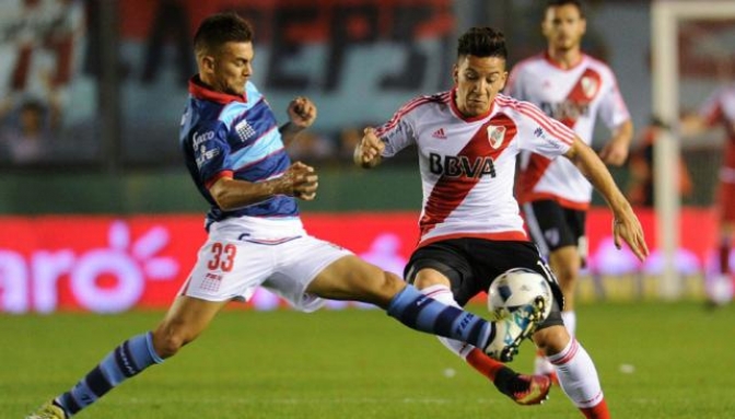 River empató en su visita a Arsenal