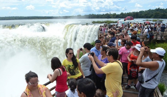 Más de un millón de turistas durante los fines de semana largos de 2018