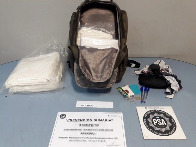 Operativo &quot; ropa sucia &quot; en Aeropuerto Internacional de Ezeiza