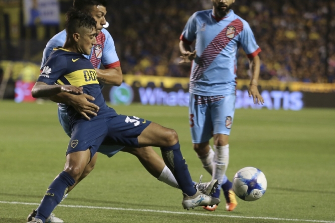 Boca ganó por 2 a 0 a Arsenal y es puntero con San Lorenzo