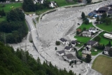 Ocho desaparecidos por un corrimiento de tierras en Suiza
