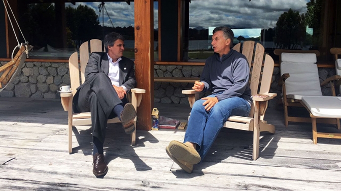 Macri le pidió la renuncia al ministro Alfonso Prat Gay