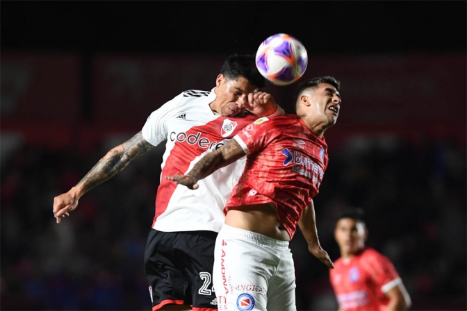 Gallardo movió el banco, goleó a Argentinos y se afirmó en la clasificación a Libertadores