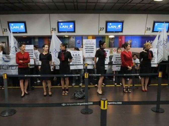 Persecución sindical a Tripulantes de Cabina ATCPEA