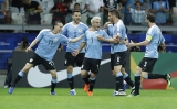 Uruguay arrancó como el más efectivo del torneo al golear a Ecuador