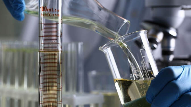 Laboratorio cordobés desarrolla un fármaco que mejora la salud de los infectados