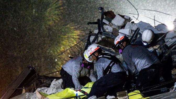 Continúa la búsqueda de nueve argentinos entre los 99 desaparecidos por el derrumbe