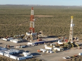 YPF y provincia de Neuquén acuerdan contratos por Vaca Muerta