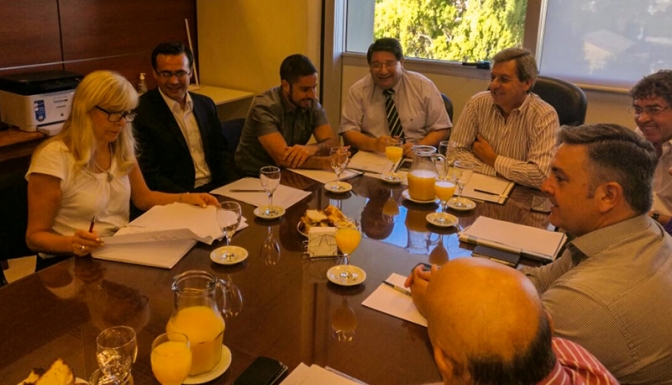 Primera reunión por paritarias con el sector docente