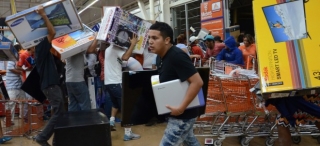M&eacute;xico : Las protestas por el "gasolinazo" dejan 3 muertos y m&aacute;s de 600 detenidos