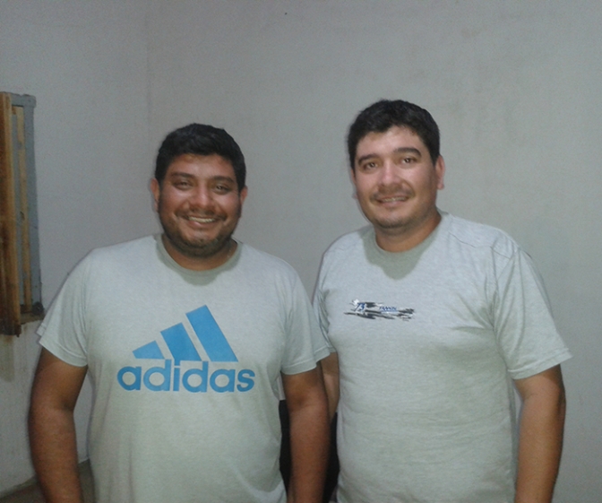 Matías Luna (Bioquímico) y Pedro Lucero (Ingeniero)