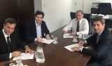 Firma de convenio para realizar la obra de cloaca en Valle Fertil