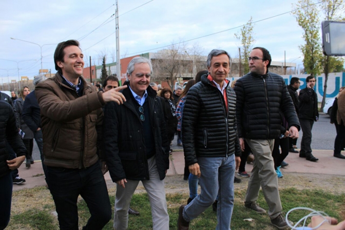 Junto a Pinedo, Basualdo y Cáceres cerraron la campaña en San Juan