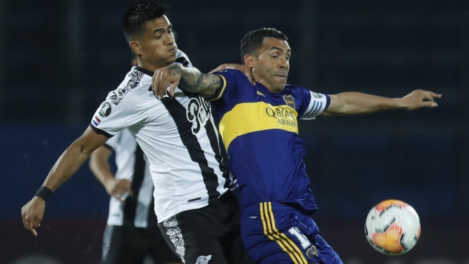 Boca dominó el partido y le ganó a Libertad