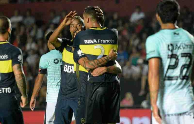 Boca mostró signos de mejoría y le ganó con justicia a Colón
