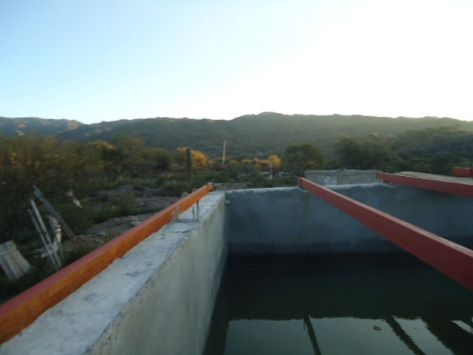 Valle Fértil | El intendente Ortiz anunció como ejecutadas obras sin terminar