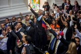 Parlamento venezolano declara a Maduro en &quot;abandono de cargo&quot; por grave crisis
