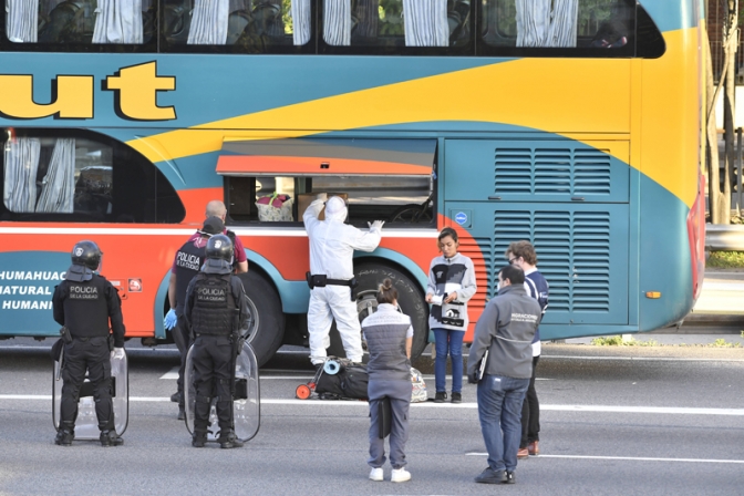Detienen en General Paz a un micro con 62 personas a bordo en plena cuarentena