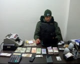 Secuestran cocaína, semillas de marihuana, balanzas de precisión, vehículos.