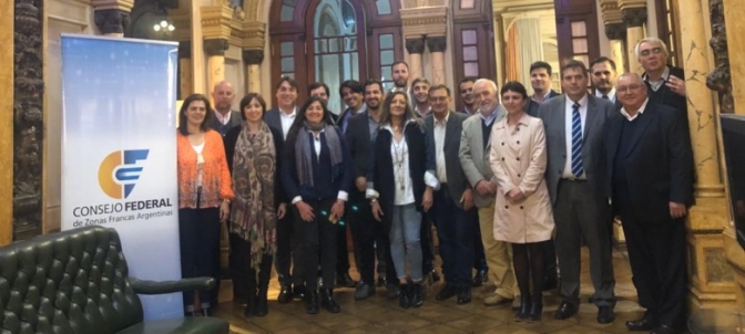 San Juan firmó el proyecto de ley de zonas francas