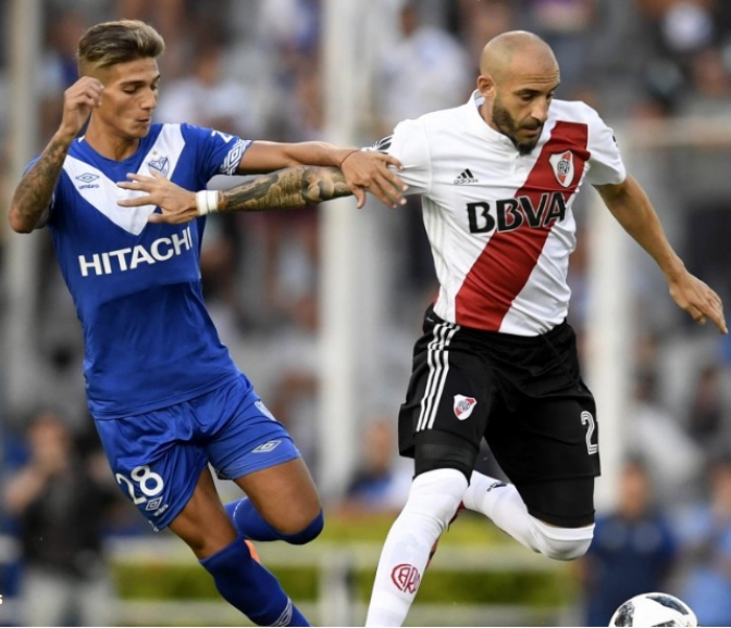 Vélez Sarsfield le ganó a River por 1 a 0 en Liniers