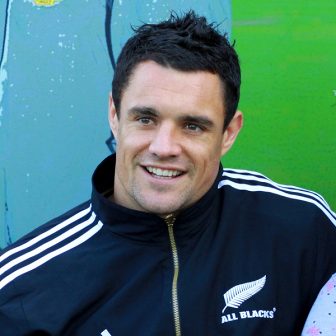 El neocelandés Dan Carter se va de Japón por el coronavirus, antes de terminar su contrato