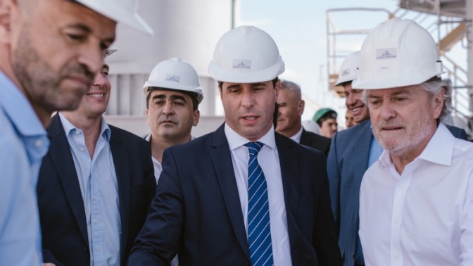 Uñac visitó junto a Dietrich una calera en Sarmiento