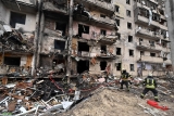 Dos fuertes explosiones resonaron en el centro de Kiev