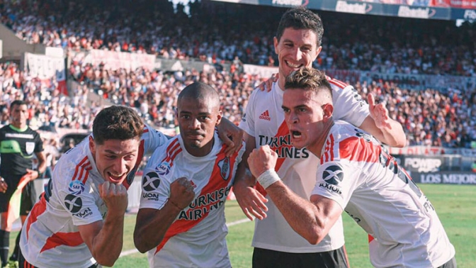 River derrotó 2 a 0 a Central Córdoba y es más puntero que nunca