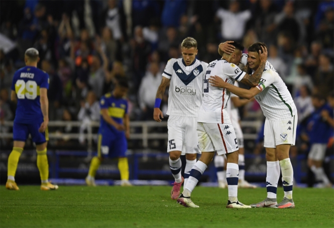Vélez venció a Boca y le cortó el camino hacia la Libertadores 2022