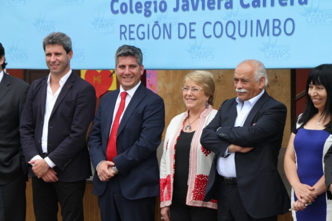Uñac participó junto a Bachelet de la inauguración del parque solar El Pelícano
