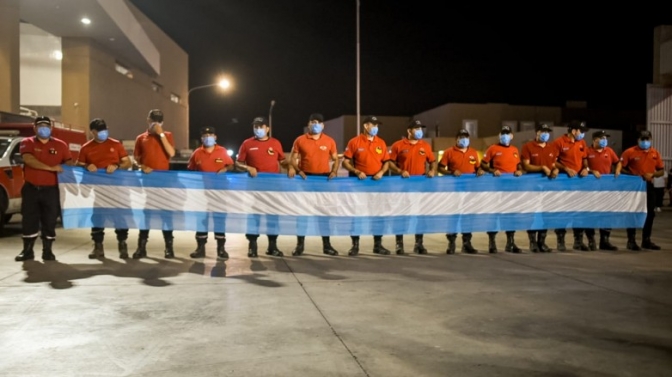 Regresaron los bomberos sanjuaninos que colaboraron en Corrientes