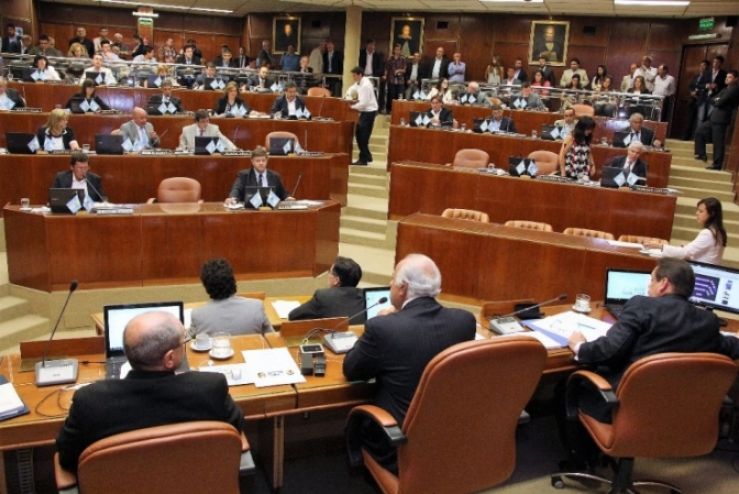 Designaron jueces, fiscales, defensores, asesores y el ministro de la Corte