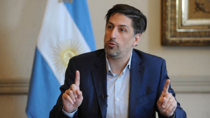 &quot;En febrero empezaremos el proceso de vacunación contra el coronavirus a docentes&quot;, aseguró Trotta