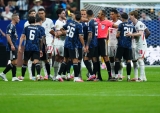 Lautaro Mart&iacute;nez marc&oacute; de cabeza y Argentina le gan&oacute; 2-1 a Inglaterra para meterse en la final del Mundial