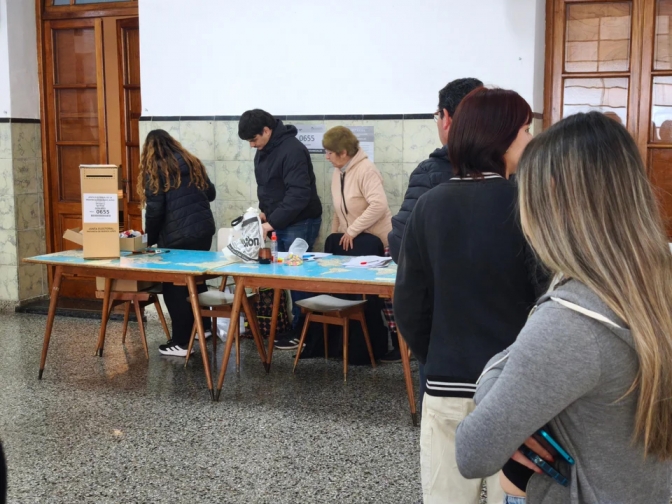 Polémica: un canal filtró un boca de urna en plena veda electoral