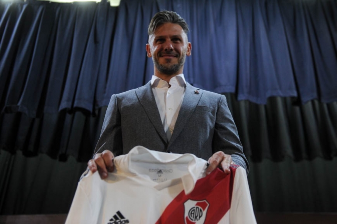 Martín Demichelis fue oficializado como nuevo DT de River Plate