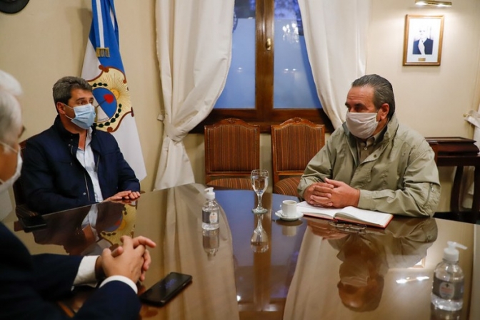 El gobernador recibió al presidente de la Asociación de Viñateros Independientes