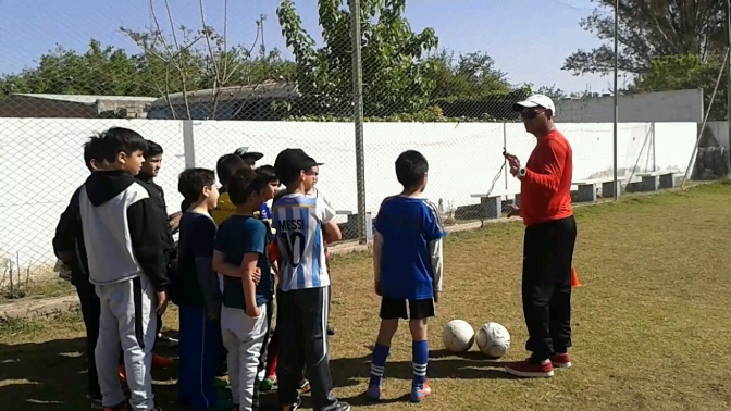 &quot;Catita&quot; Moreno en el lanzamiento Oficial de la Escuela de Fútbol &quot;Semillitas&quot;