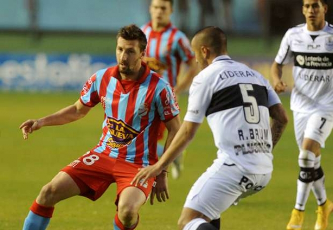 Arsenal profundizó su crisis: empató sin goles con Gimnasia