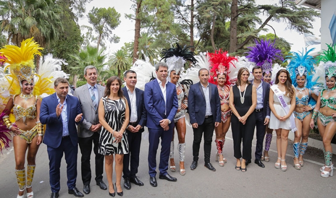 Muñecos gigantes darán color y alegría al Carnaval de Chimbas 2020